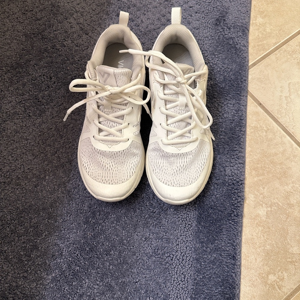 Vionic White Mesh Sneakers